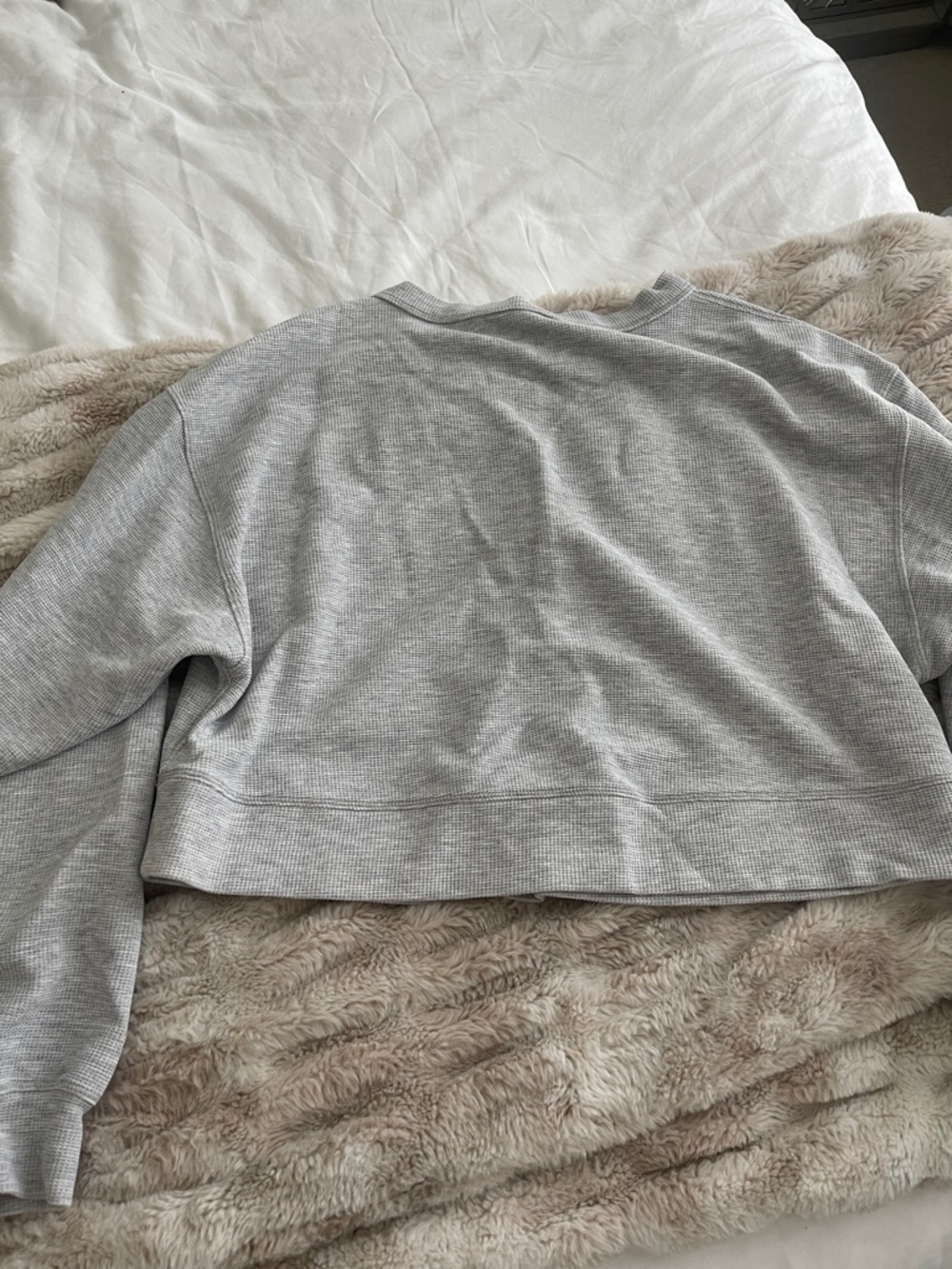 Alo gray pullover - Picture 3 of 5